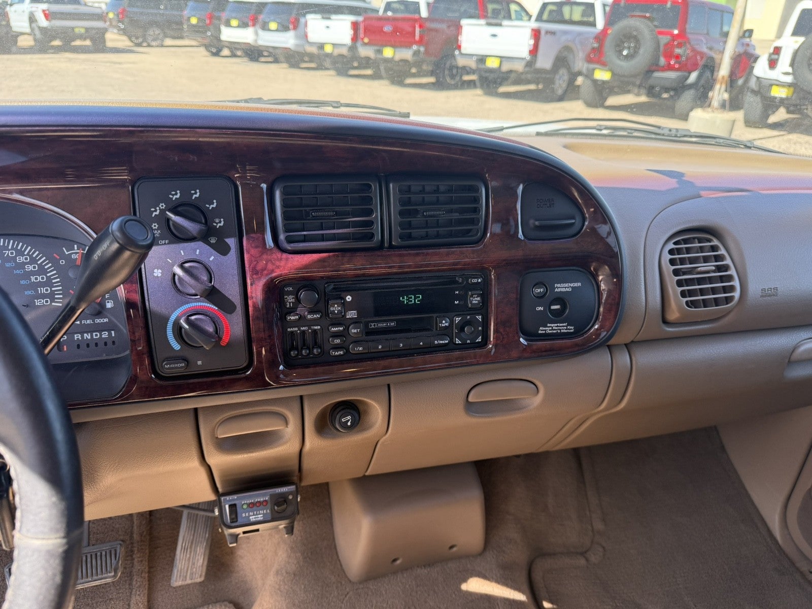 1998 Dodge Ram 3500 4dr Quad Cab 155" WB DRW