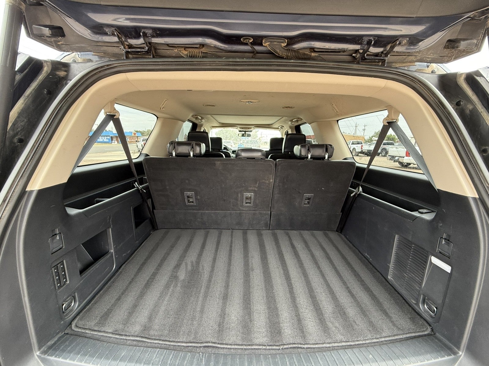 2022 Ford Expedition Max XLT