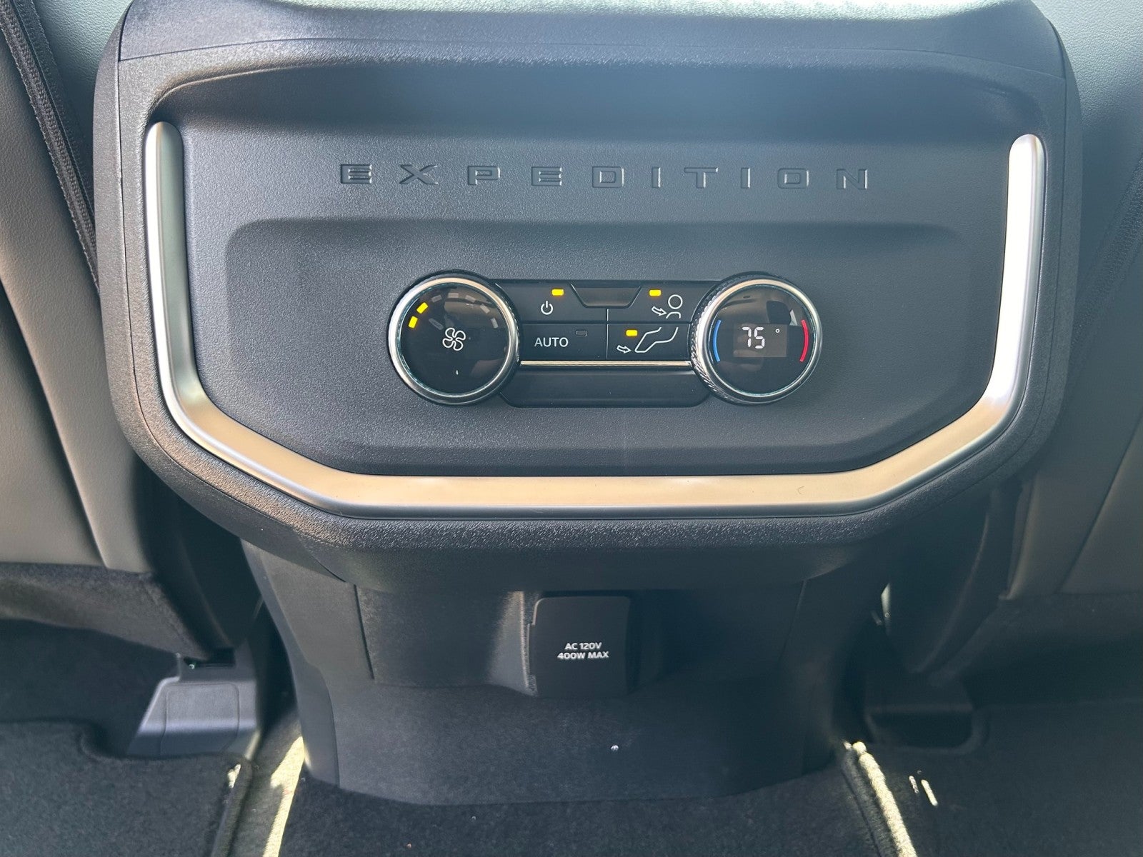 2026 Ford Expedition Active