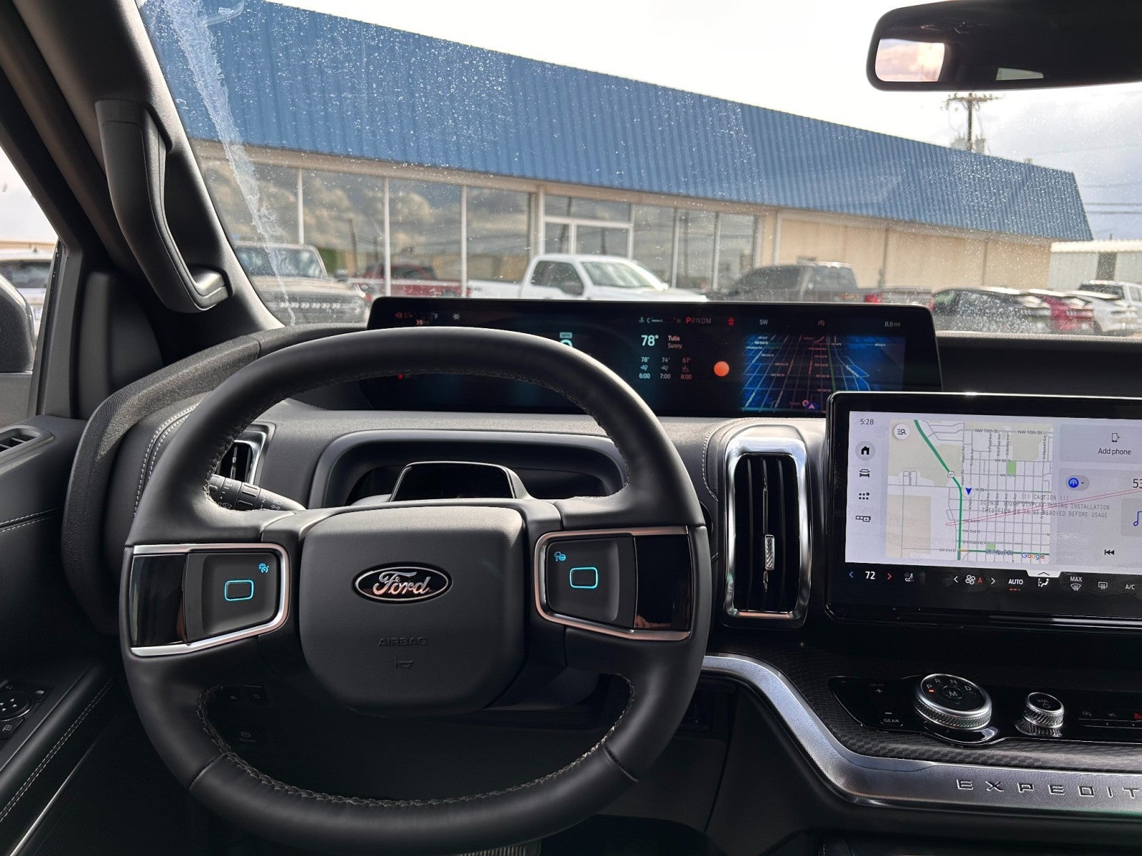 2026 Ford Expedition Platinum®