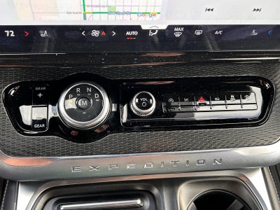 2026 Ford Expedition Platinum®