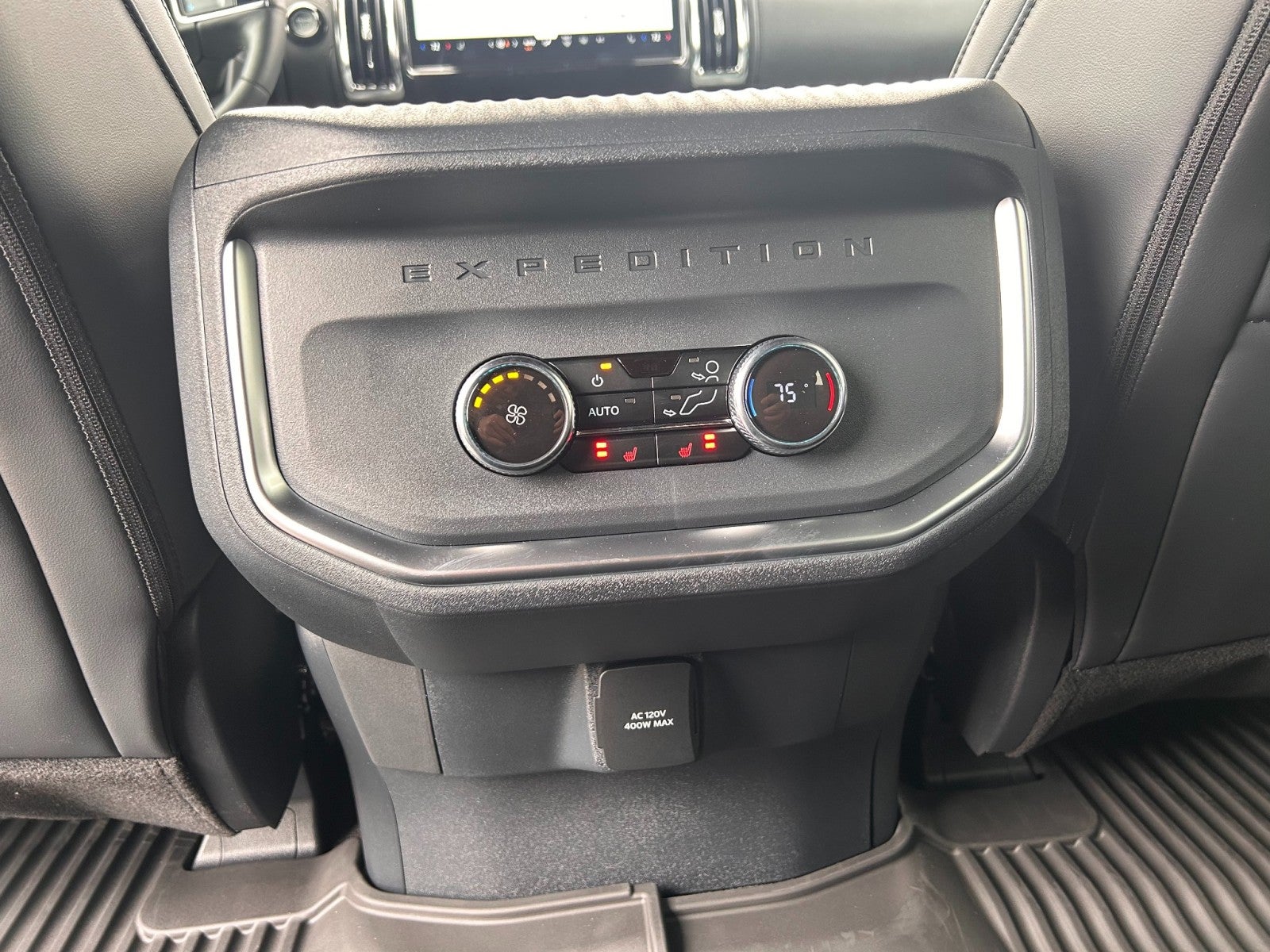 2025 Ford Expedition TREMOR®