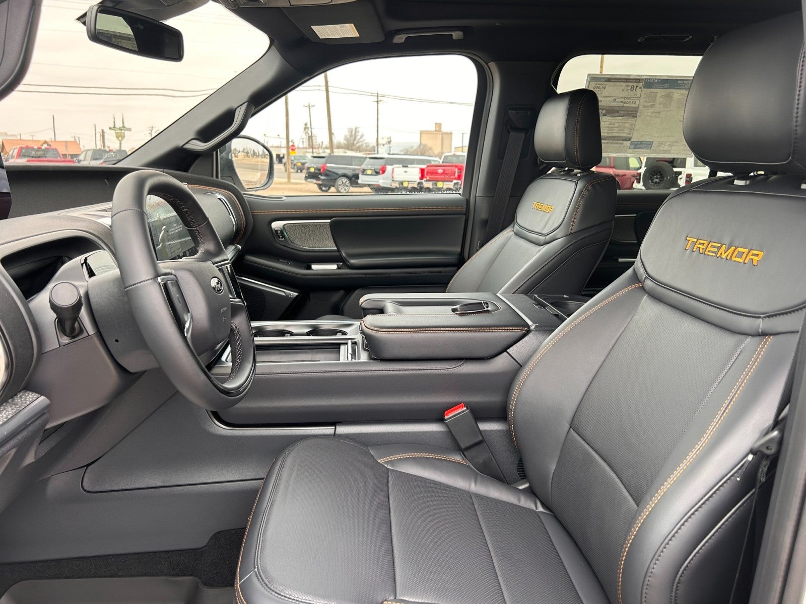 2025 Ford Expedition TREMOR®