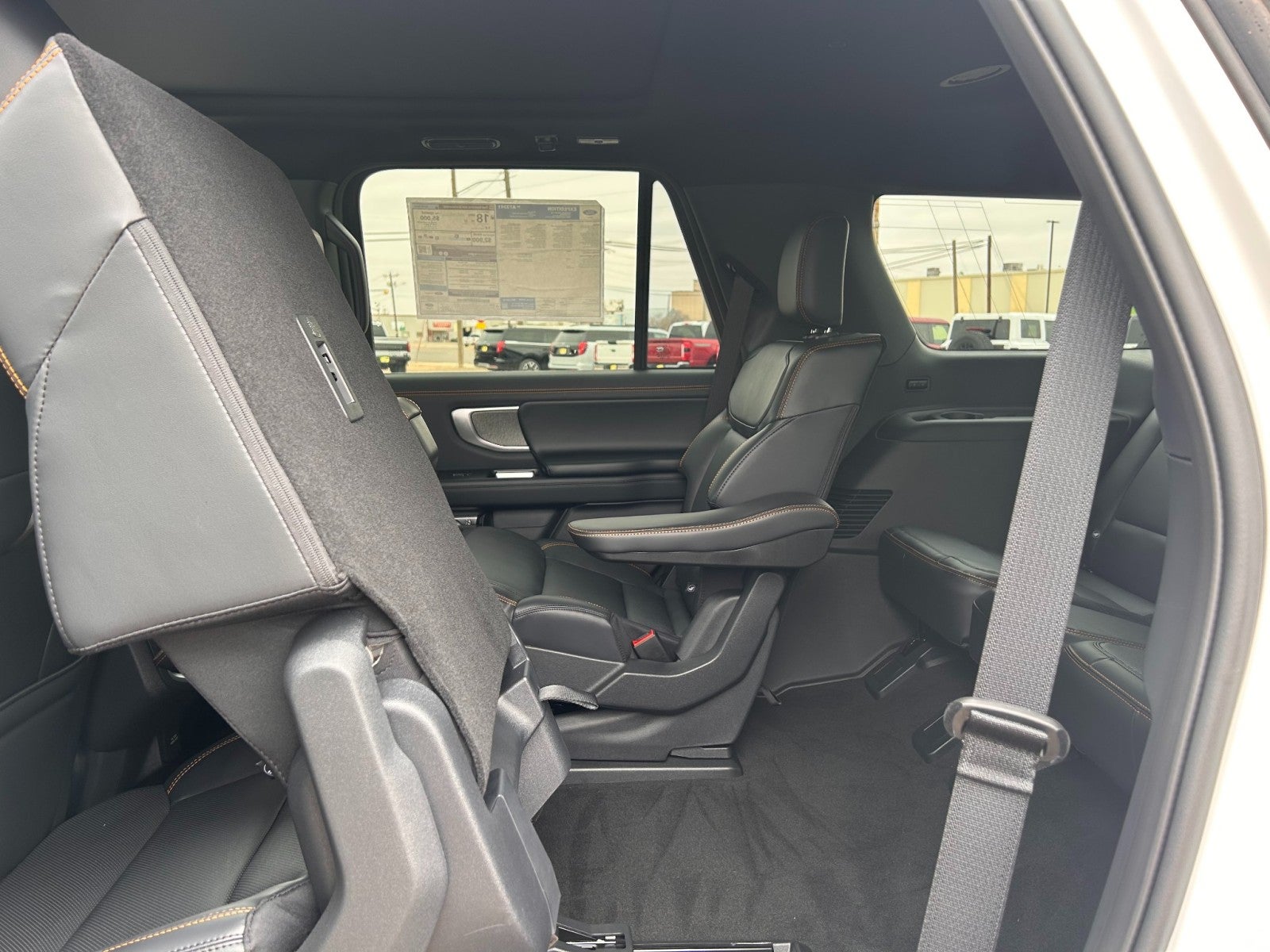 2025 Ford Expedition TREMOR®