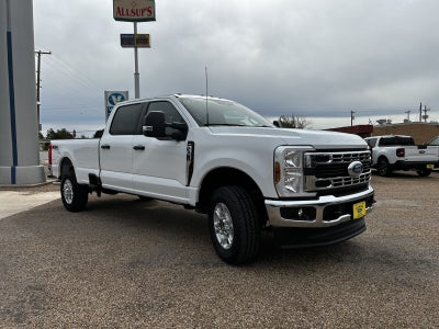 2026 Ford Super Duty F-350 SRW F-350® XLT