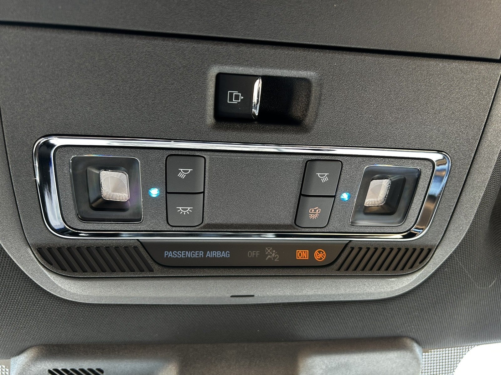 2026 Ford Super Duty F-450 DRW F-450® Lariat®