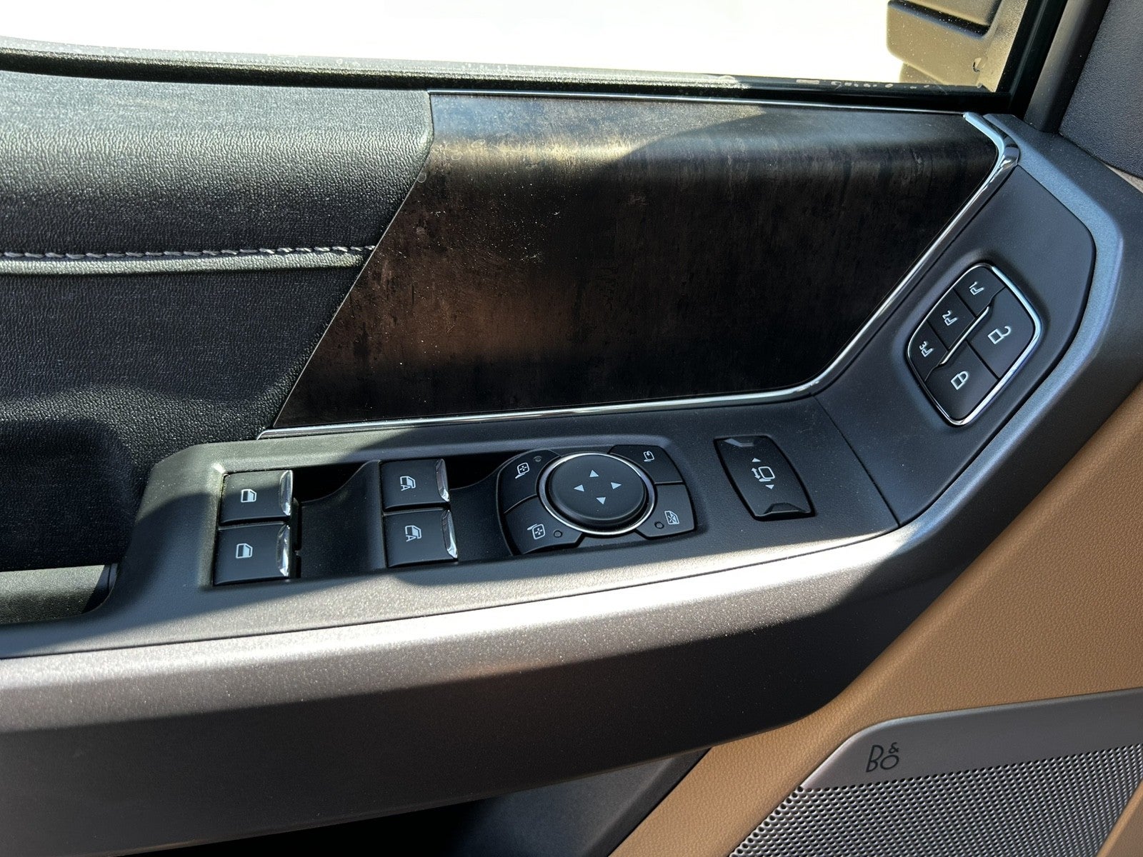 2026 Ford Super Duty F-450 DRW F-450® Lariat®