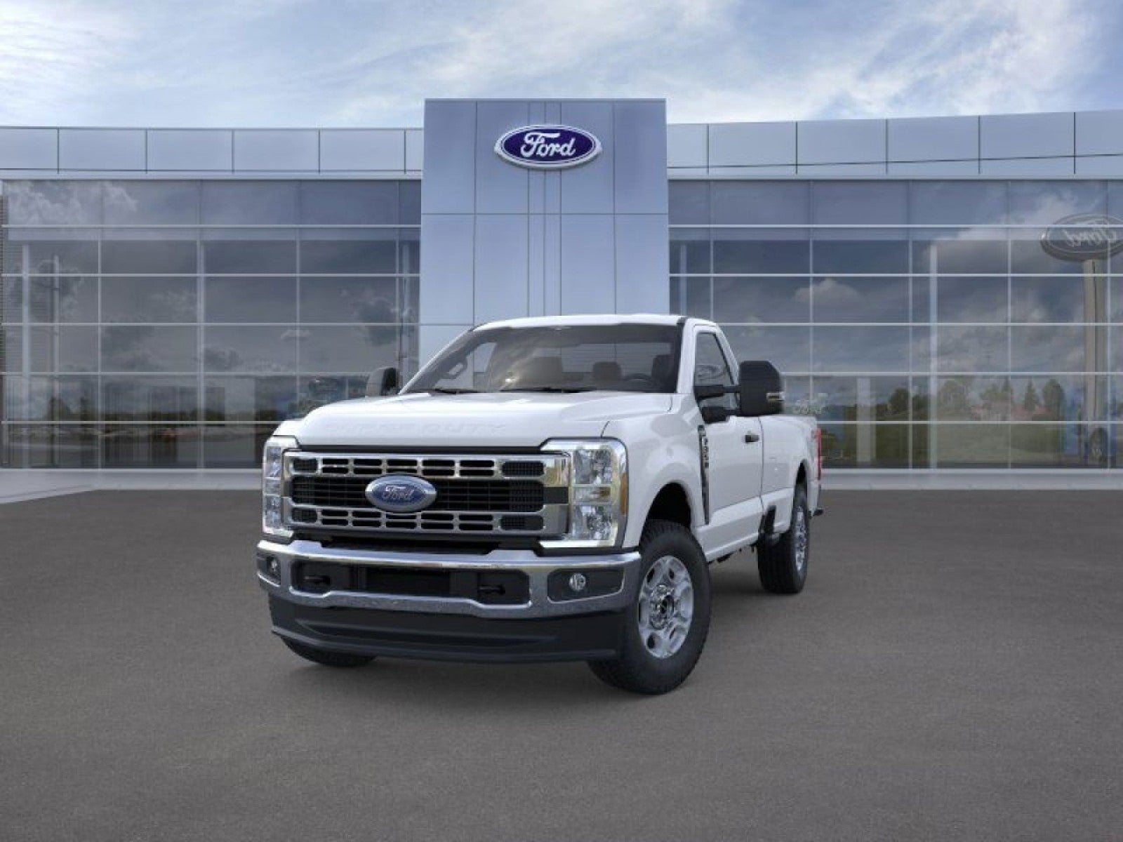 2026 Ford Super Duty F-350 SRW F-350® XLT