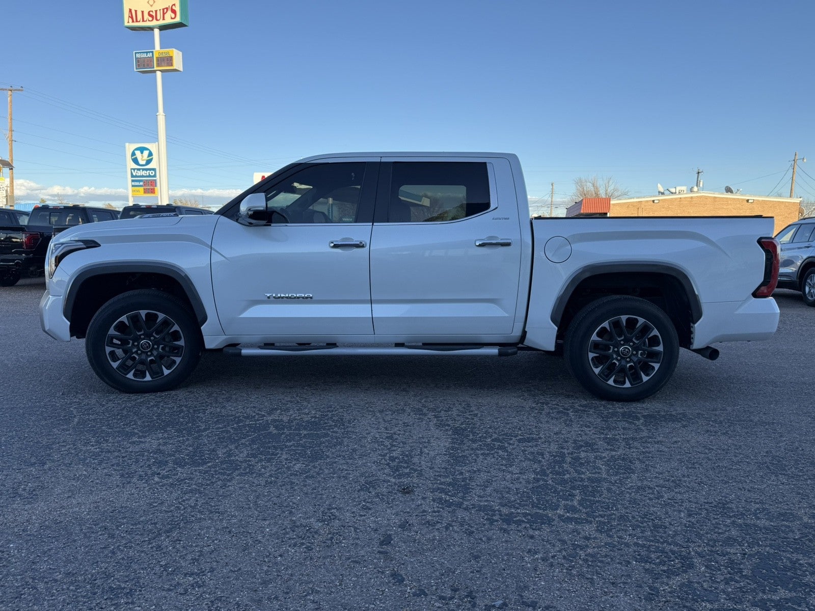 2024 Toyota Tundra 4WD Limited